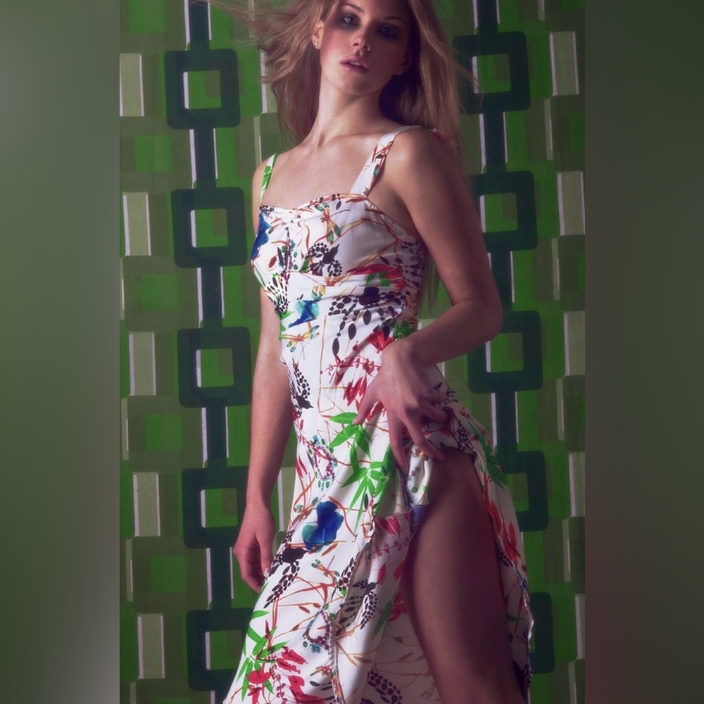 Lana Del Rey Diane Von Furstenberg Silk Blend Dress with Tropical Pattern.